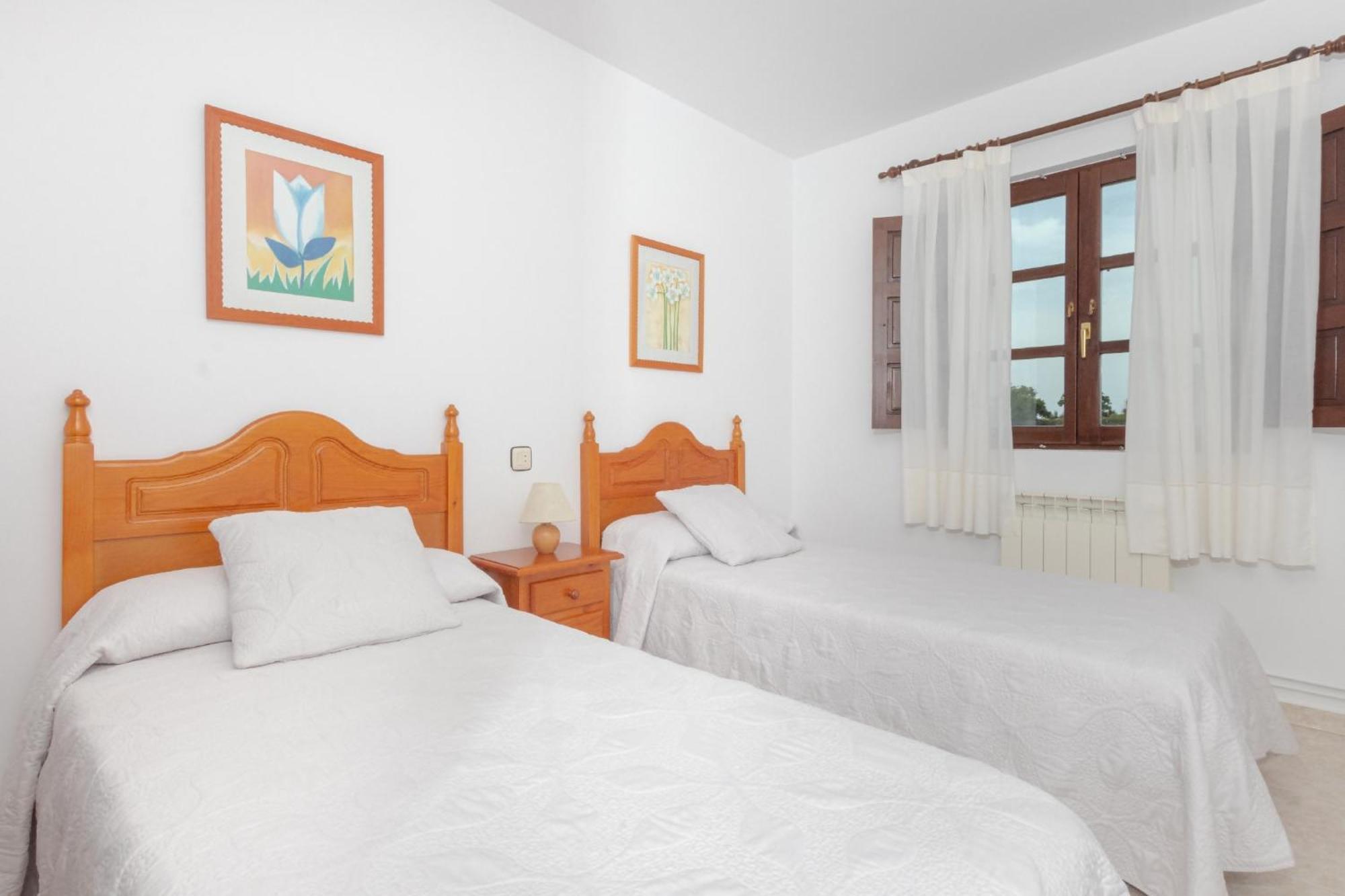 Apartamentos El Acebo Naves  Luaran gambar