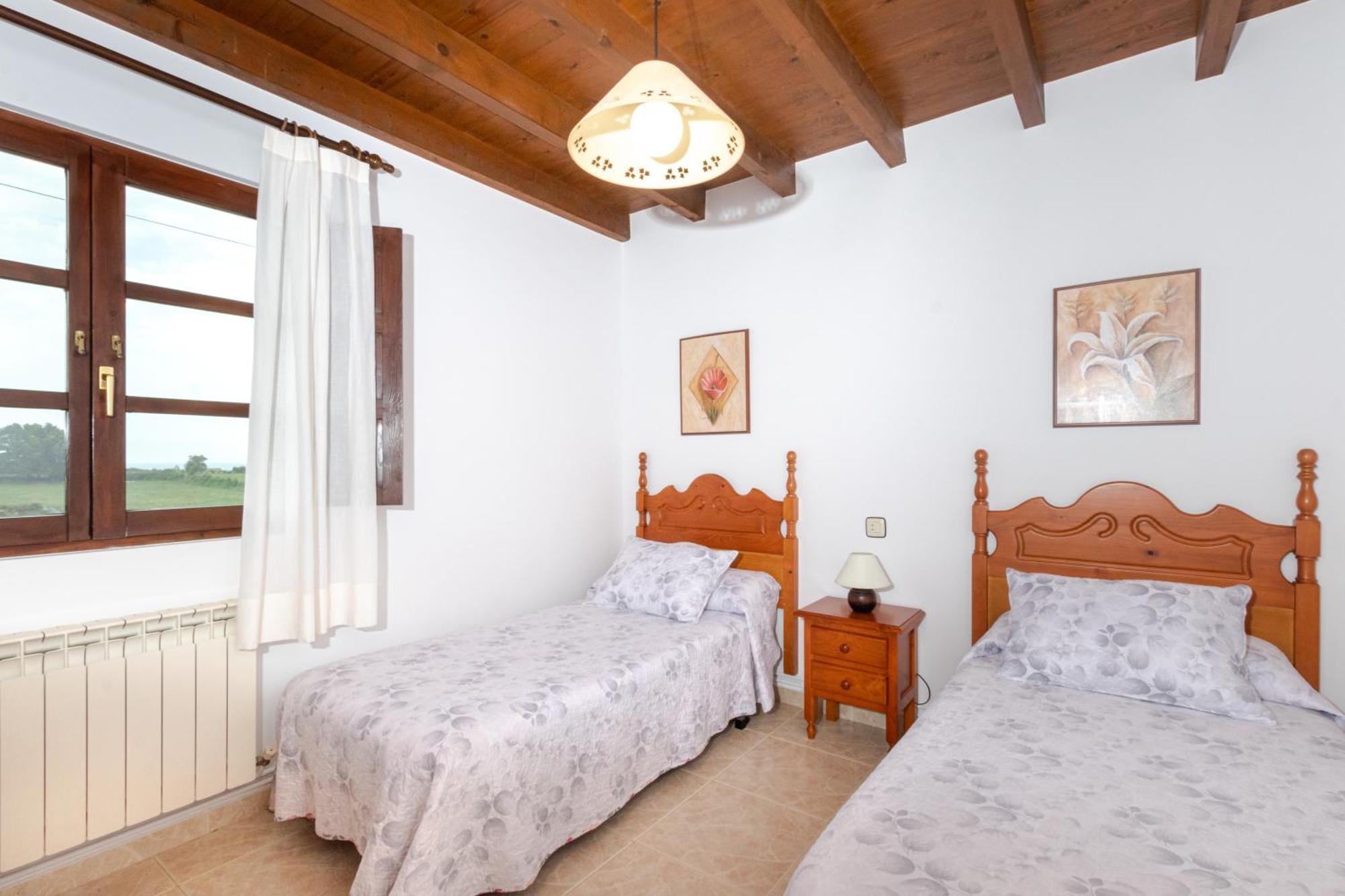 Apartamentos El Acebo Naves  Luaran gambar