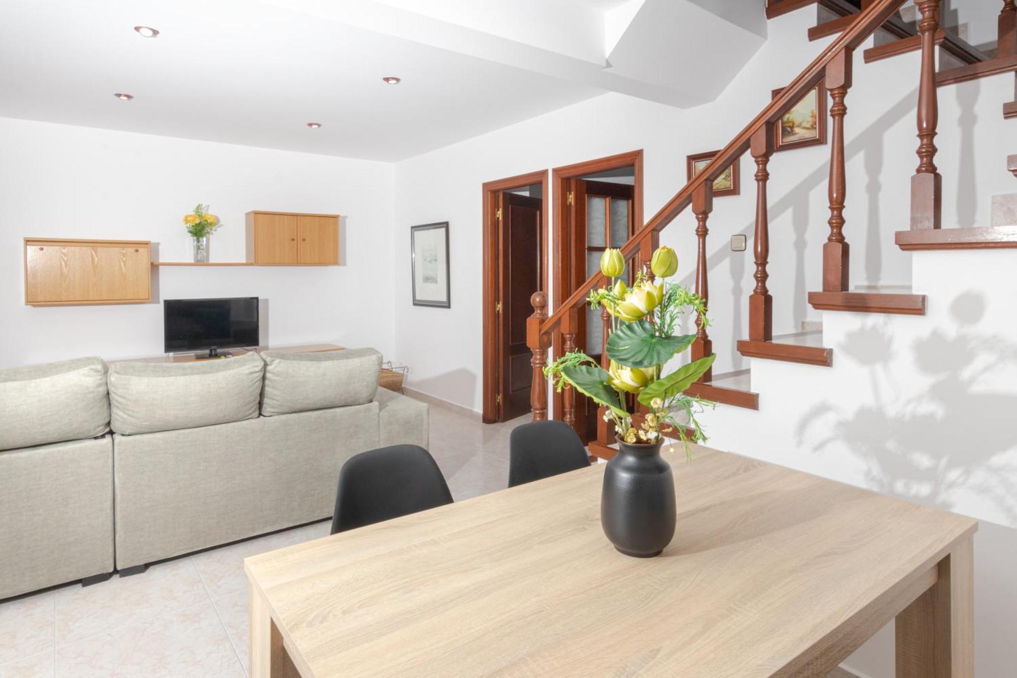 Apartamentos El Acebo Naves  Bilik gambar