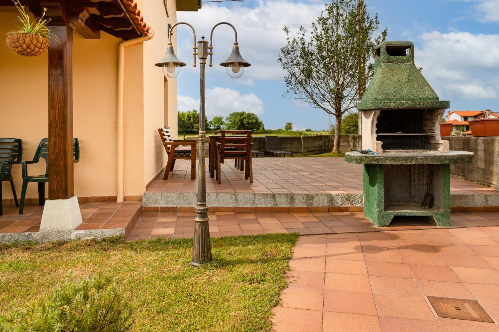Apartamentos El Acebo Naves  Luaran gambar