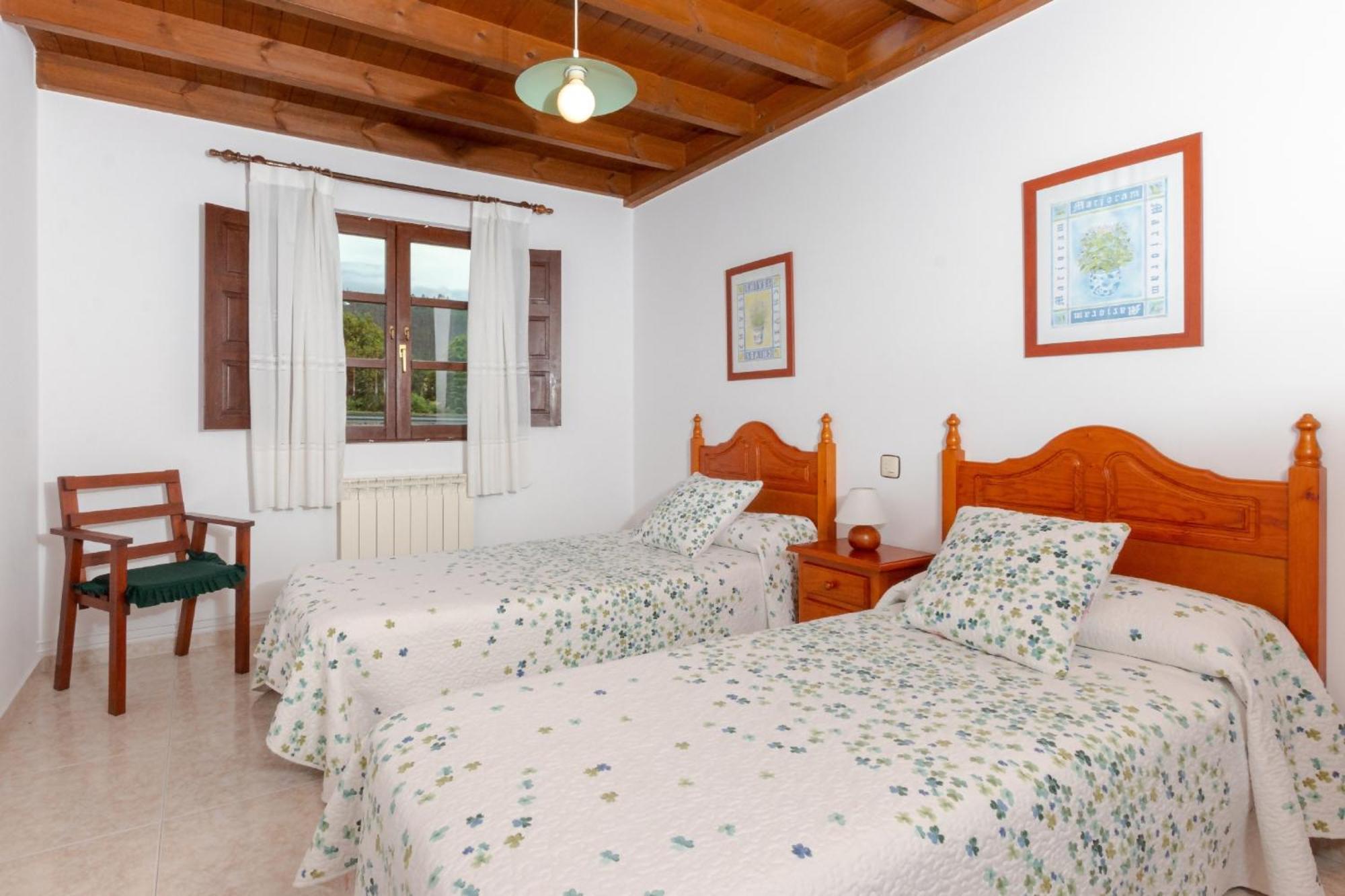 Apartamentos El Acebo Naves  Luaran gambar