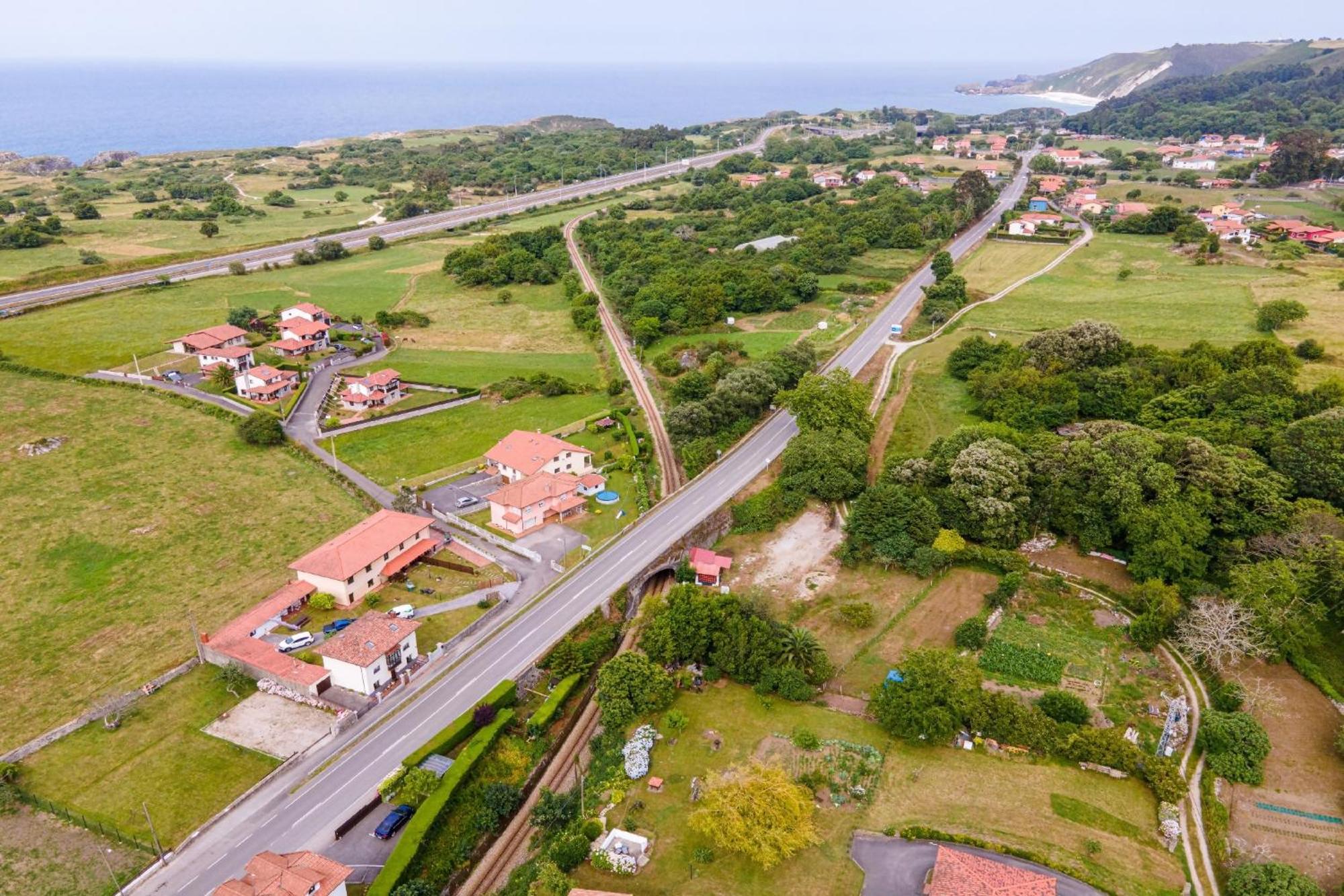 Apartamentos El Acebo Naves  Luaran gambar